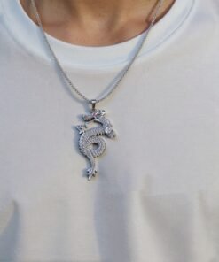 Fashion Vintage Dragon-shaped Red Eye Pendant Necklace
